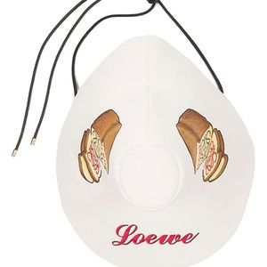 Loewe toast hat 2017